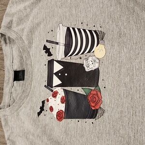 🚨 Wednesday themed shirt, new, never worn